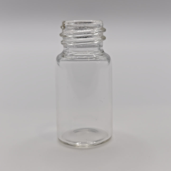 Single clear 3 mL 9-425 glass sample vial with flat base