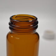 Close-up of the 24-414 threaded neck on a 40 mL amber vial